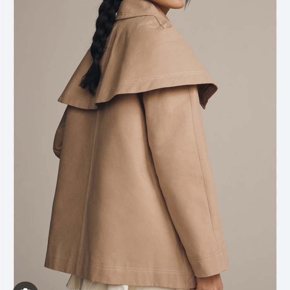 Aligne Ashton Short Trench with Removeable Cape - Picture 3 of 7
